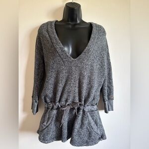 Roots Gray V-Neck Women's Sweater